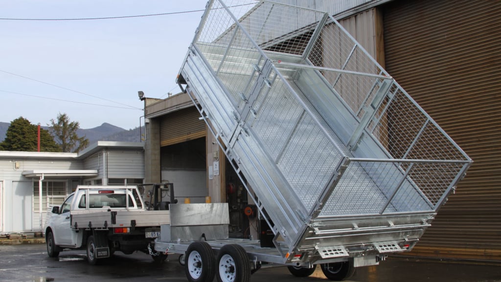 Flat Top 12 x 7 Trailer Side View