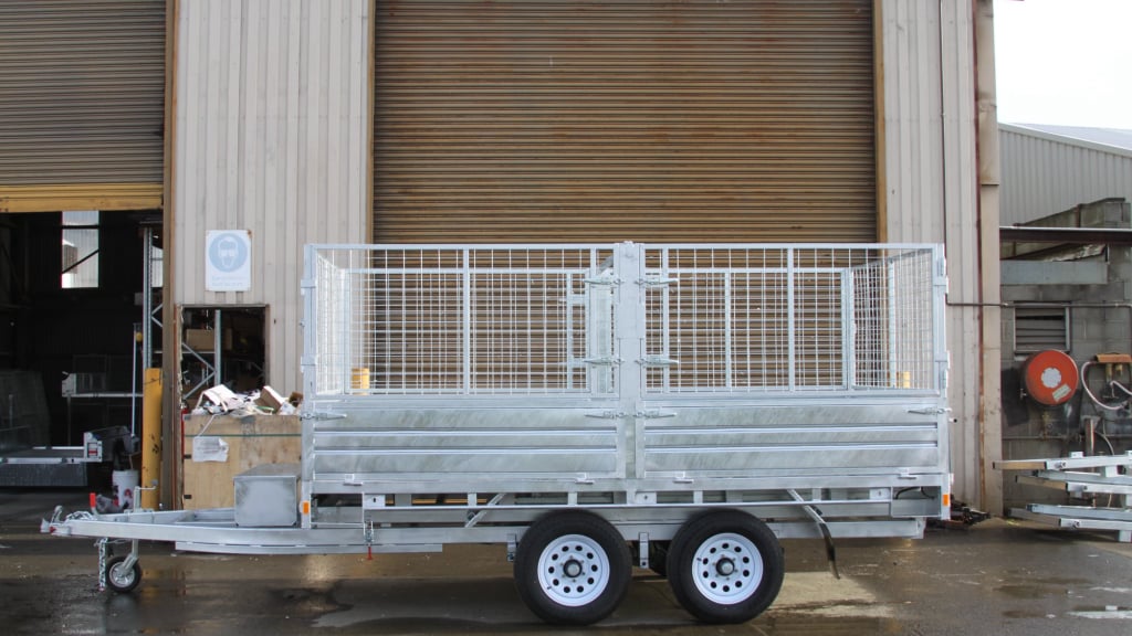 Flat Top 12 x 7 Trailer Front View