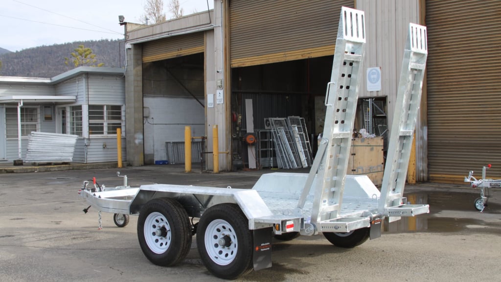 8 x 5 Hydraulic Tipper Trailer